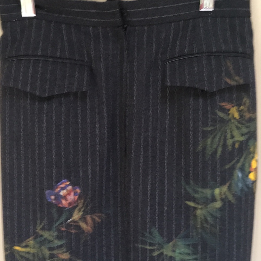 Custom Made Gray Pinstripe Handpainted Skirt - Picture 7 of 10